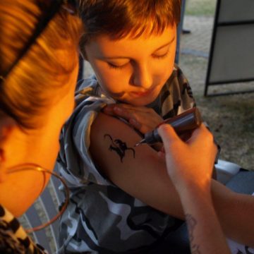 malowanie tatuaży dla dzieci